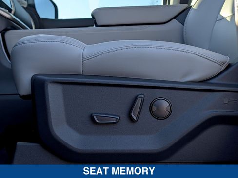 New 2026 Ford Expedition Active RWD image 28