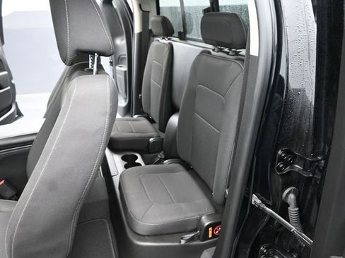 Used 2019 Chevrolet Colorado LT w/ LT Convenience Package image 11