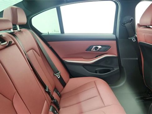 Used 2025 BMW 330i xDrive Sedan image 26