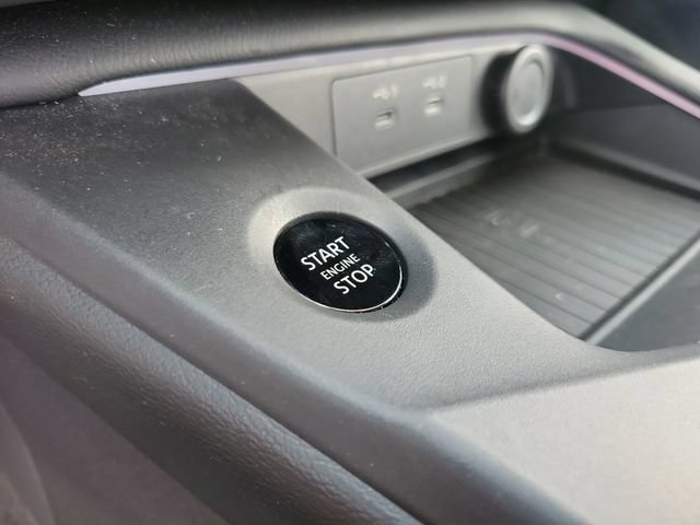 Used 2026 Nissan Sentra SR w/ Floor Mat Package FWD image 19