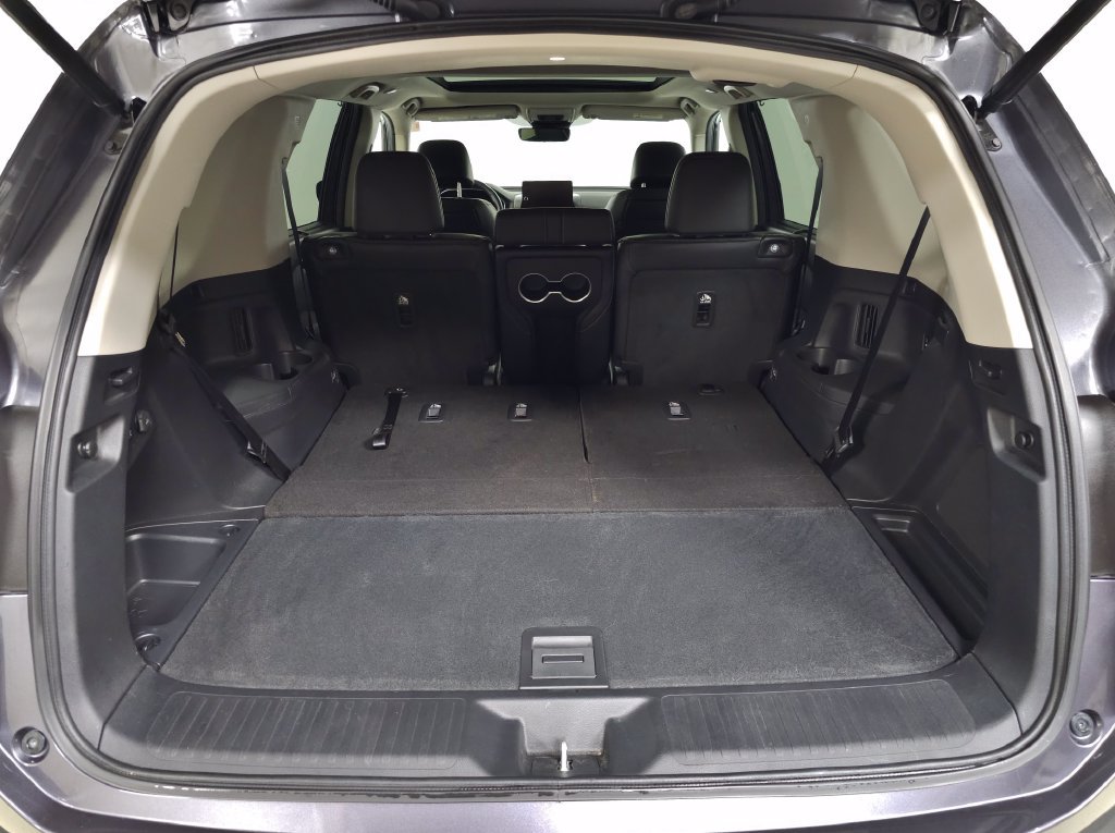 Used 2025 Honda Pilot Elite image 7