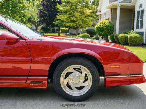 Used 1988 Chevrolet Camaro LT RWD image 11