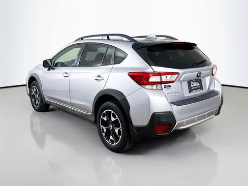 Used 2018 Subaru Crosstrek 2.0i Premium w/ Moonroof Package AWD/4WD image 10