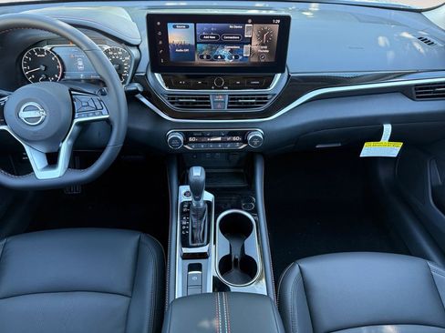 New 2025 Nissan Altima 2.5 SR w/ SR Premium Package image 11