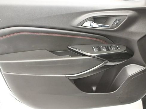 Certified 2025 Chevrolet Trax RS w/ Driver Confidence Package FWD image 23