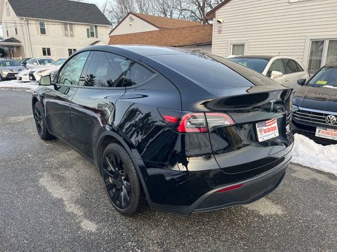 Used 2021 Tesla Model Y Long Range image 8