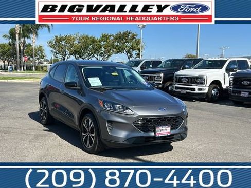 Certified 2022 Ford Escape SE w/ SE Sport Appearance Package AWD/4WD image 1