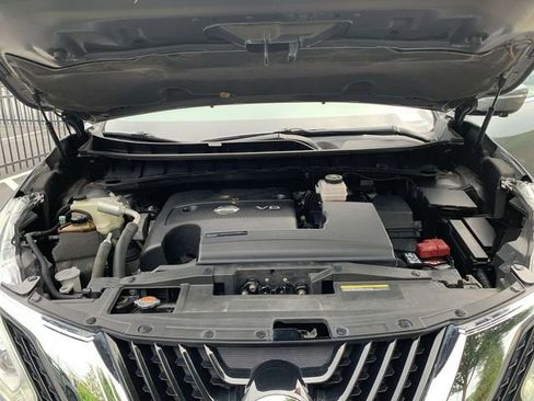 Used 2015 Nissan Murano Platinum w/ Platinum Technology Package AWD/4WD image 16