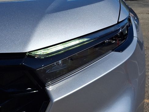 Used 2024 Honda CR-V Sport Touring image 9