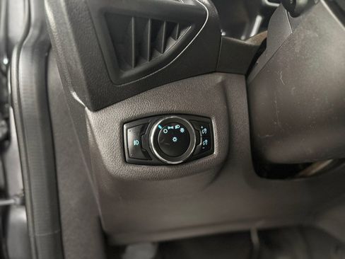 Used 2018 Ford Transit Connect XLT image 26