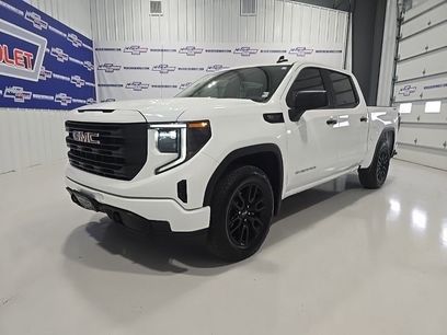 Used 2024 GMC Sierra 1500 Pro w/ Graphite Edition