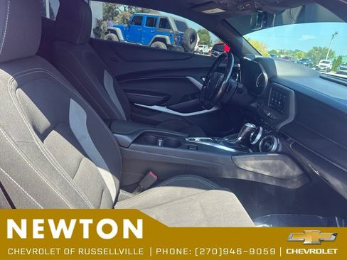Used 2020 Chevrolet Camaro LT RWD image 20
