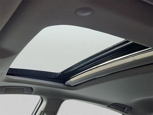 Certified 2024 Honda Accord EX image 15