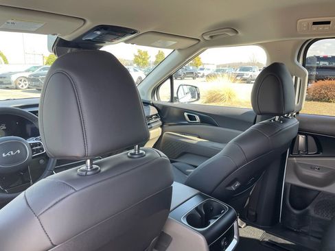 New 2026 Kia Carnival LXS image 27