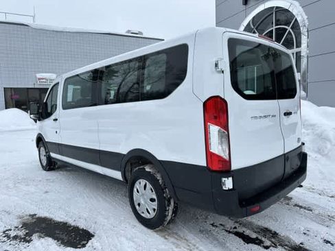 Used 2023 Ford Transit 350 XLT RWD image 4