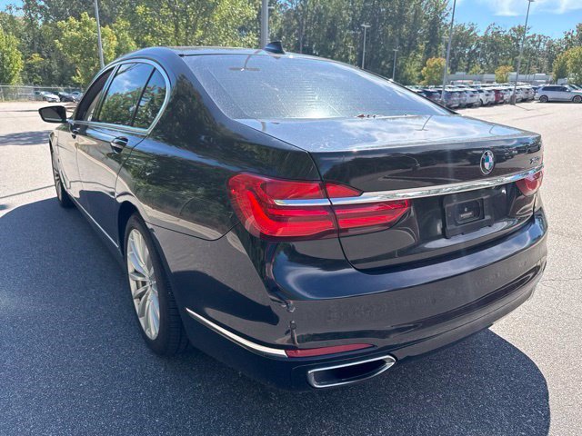 Used 2018 BMW 740e xDrive AWD/4WD image 15