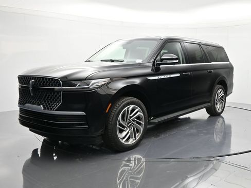 New 2026 Lincoln Navigator L Premier image 1