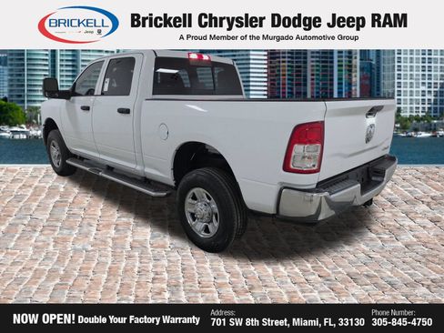 Used 2024 RAM 2500 Tradesman w/ Chrome Appearance Group AWD/4WD image 3