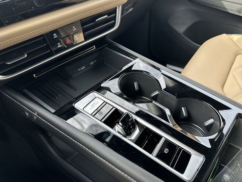 New 2026 Volkswagen Atlas Cross Sport SE image 20