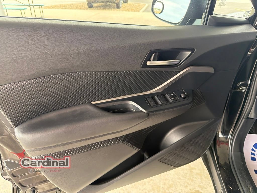 Used 2021 Toyota C-HR LE FWD image 18