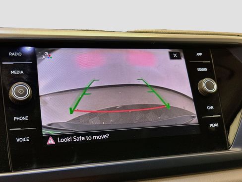 Used 2023 Volkswagen Taos SE w/ Panoramic Sunroof Package AWD/4WD image 23