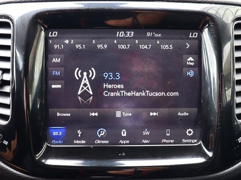 Used 2019 Jeep Compass Latitude FWD image 46