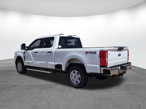 New 2026 Ford F250 XLT AWD/4WD image 3