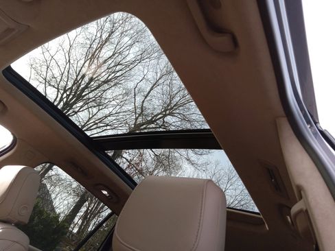 Used 2025 Cadillac XT6 Premium Luxury w/ Platinum Package image 10