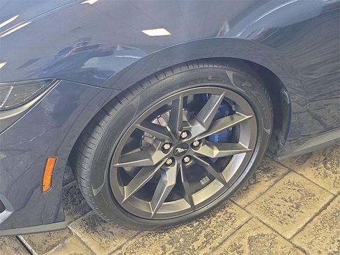 Used 2025 Ford Mustang Dark Horse image 16