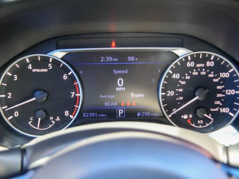 Used 2023 Nissan Altima 2.5 SR w/ SR Premium Package FWD image 12