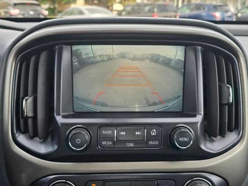 Used 2016 Chevrolet Colorado Z71 image 10