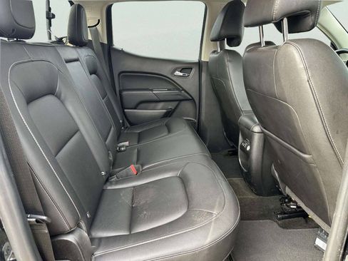 Used 2017 GMC Canyon SLT w/ Driver Alert Package AWD/4WD image 16