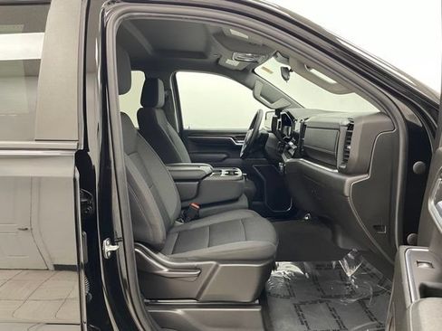 Used 2022 Chevrolet Silverado 1500 LT AWD/4WD image 17