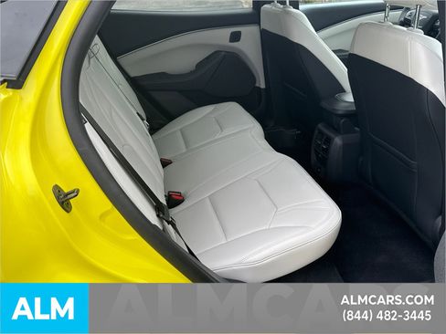 Certified 2025 Ford Mustang Mach-E Premium image 18