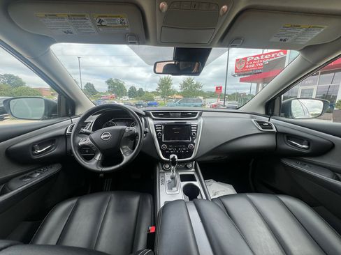Used 2023 Nissan Murano SV image 12
