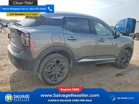 Used 2025 Nissan Kicks SR FWD image 4