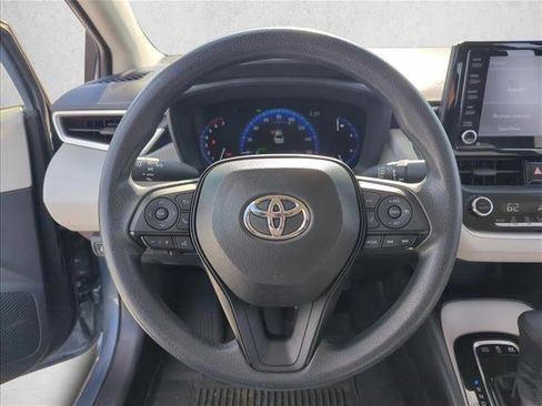 Certified 2022 Toyota Corolla LE image 13
