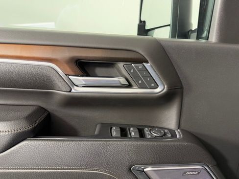 Used 2024 GMC Sierra 2500 Denali w/ Denali Reserve Package image 22