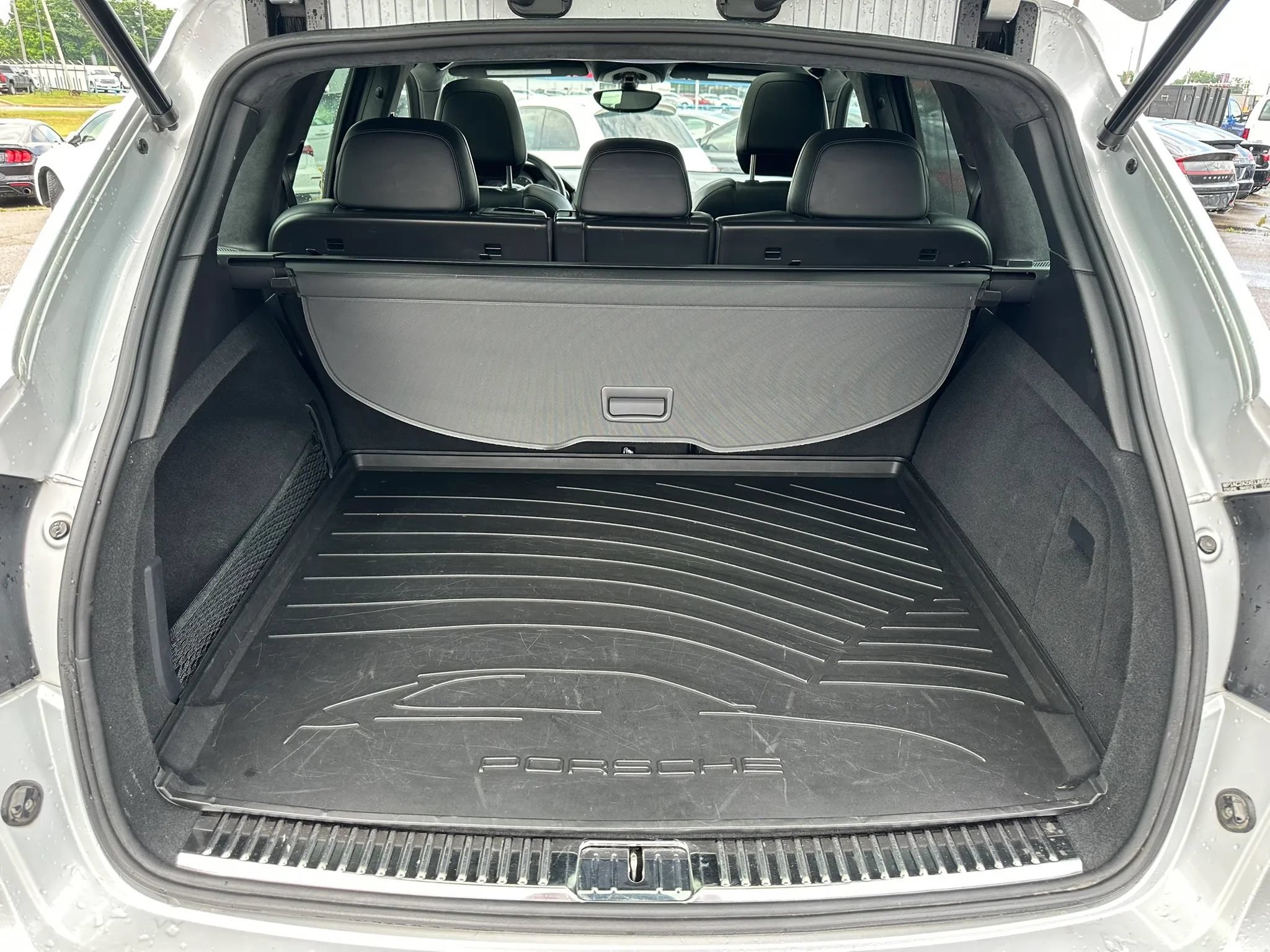 Used 2014 Porsche Cayenne Turbo S AWD/4WD image 18
