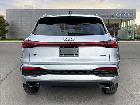 New 2025 Audi Q5 Premium image 4
