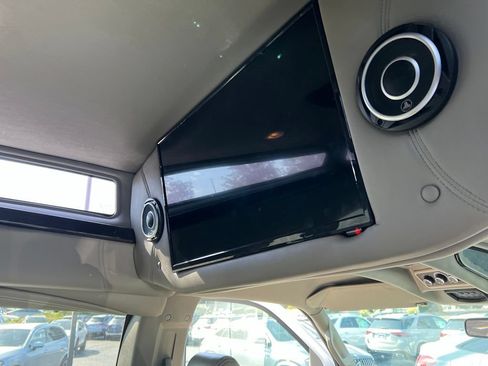 Used 2020 GMC Savana 2500 Extended w/ Enhanced Convenience Package RWD image 9