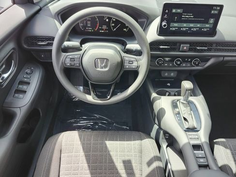 New 2026 Honda HR-V LX image 8