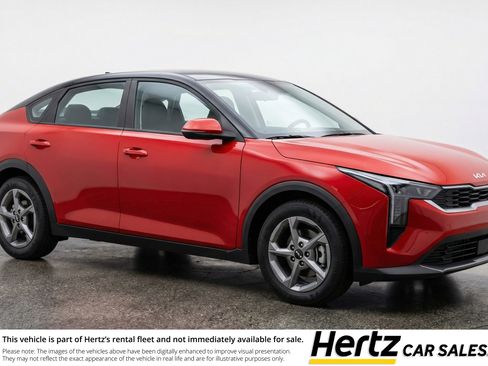 Used 2025 Kia K4 FWD image 1