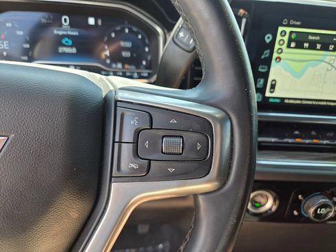 Used 2023 Chevrolet Silverado 1500 LT AWD/4WD image 31