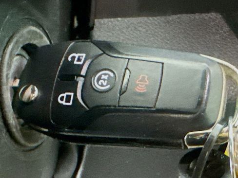 Used 2019 Ford F150 XLT w/ Equipment Group 302A Luxury image 21