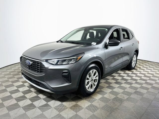 Used 2023 Ford Escape Active FWD image 7