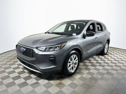 Used 2023 Ford Escape Active FWD image 7