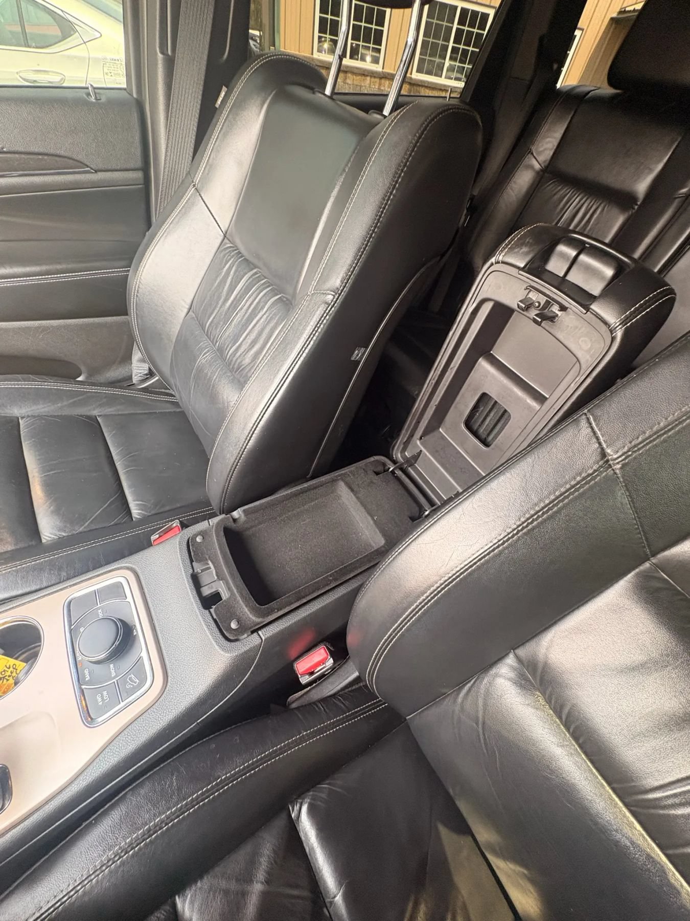Used 2015 Jeep Grand Cherokee Limited AWD/4WD image 24