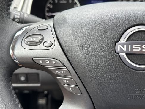 Used 2024 Nissan Murano SV w/ SV Midnight Edition Package image 19