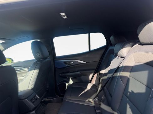 New 2026 Chevrolet Equinox EV LT image 24